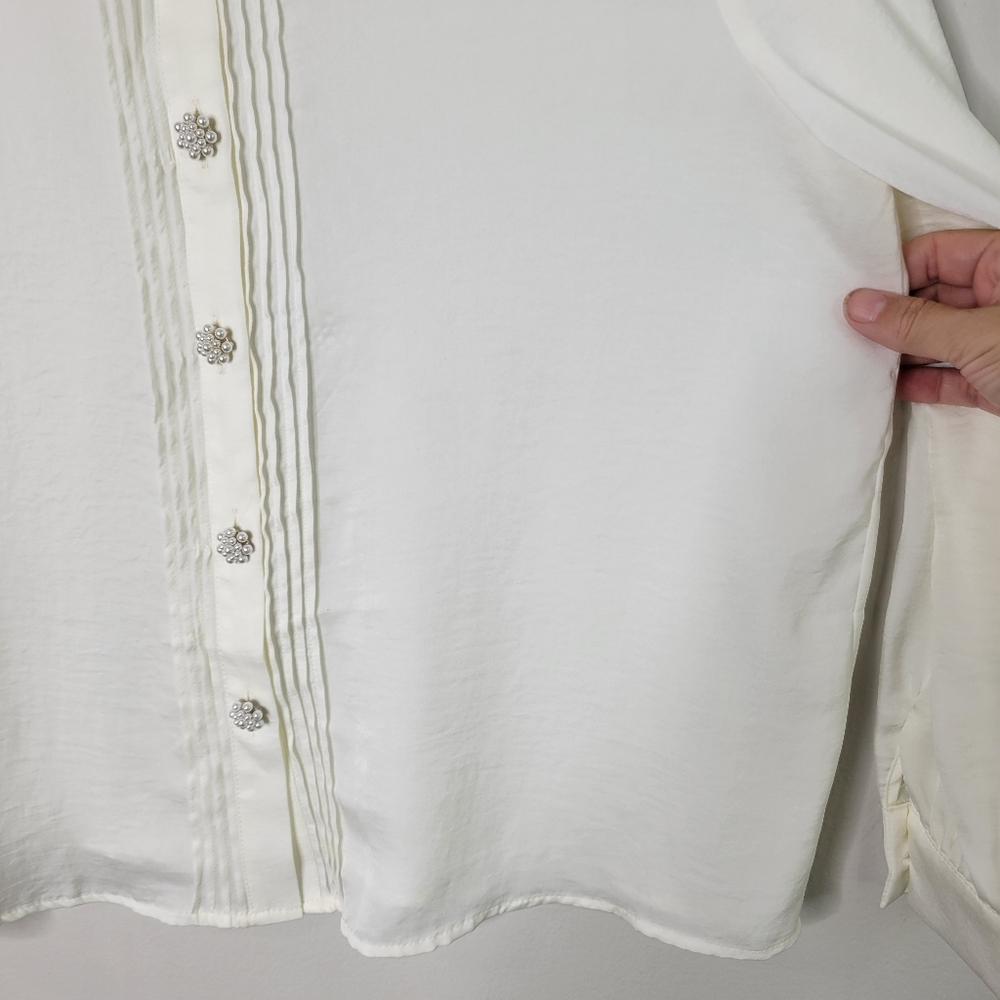 Alex & Lili Satin Blouse - Picture 5 of 8